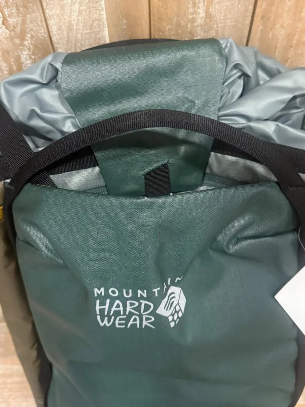 Mountain Hardwear Tuolumne 35L Unisex Backpack Green Utility Hiking Outdoor New
